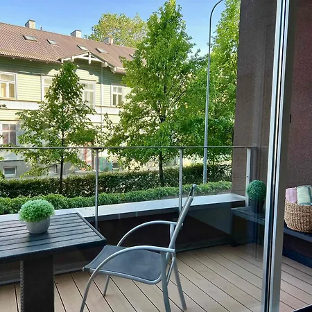 Apartment Next To Old Town, Free Underground Parking, Peaceful Location